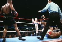 File:Tyson-Holmes 139051470.jpg