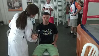 Ueliton Lopes de Lara Undergoing Medical Examination (02).jpg