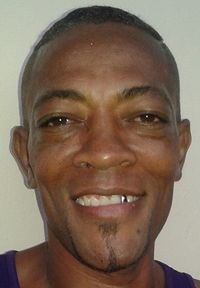 File:Valdemir Pereira1974.jpg