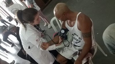 Valdinei de Jesus Rodrigues Xavier Undergoing Medical Examination (02).jpg