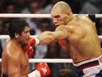File:ValuevRuizBattle.jpg