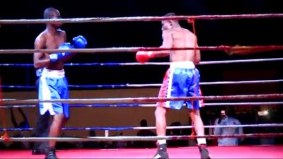 Victus Kemavor vs. Emmanuel Odoi 010.jpg