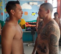 File:Vincent Carita vs. Jorge David Urquiza Anez (01).jpg