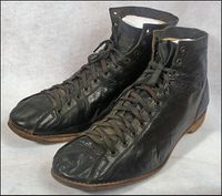 File:Vintage boxing shoes.jpg