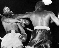 File:Virgil Akins vs. Hector Constance . Fasan 147.jpg