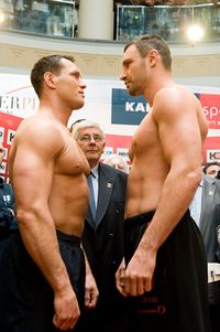 File:Vitali Klitschko Albert Sosnowski weigh in 280510.jpg