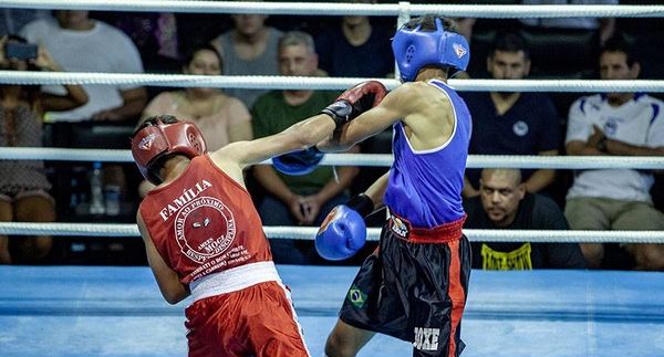 Wallace Campos vs. Leonardo Santos.jpg