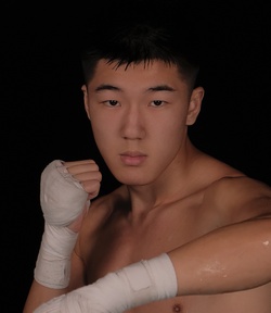 Weiyizhang.jpg