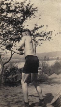 File:Willie Holmes4.jpg