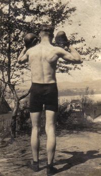 File:Willie Holmes6.jpg