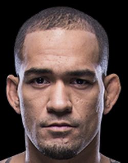 Yancy Medeiros.jpg
