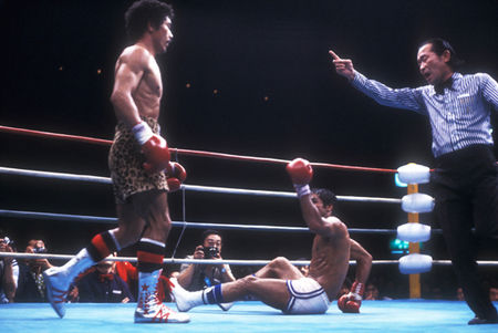 Yasutsune Uehara vs. Leonel Hernandez.jpg