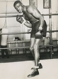 File:YngPeterJackson30.JPG