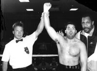 File:ZPhoto IL show coach boxer.jpg
