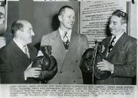 File:ZaleRetires.JPG